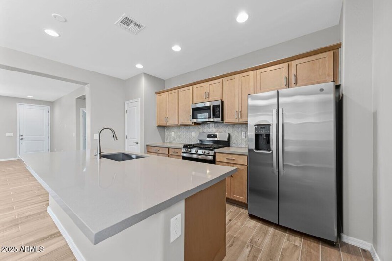 9964 W Piccadilly Road - Ready Now!