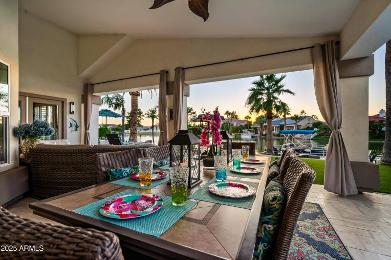 107-1817EWTC-ocupix-IR