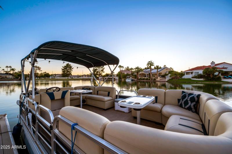 127-1817EWTC-ocupix-IR