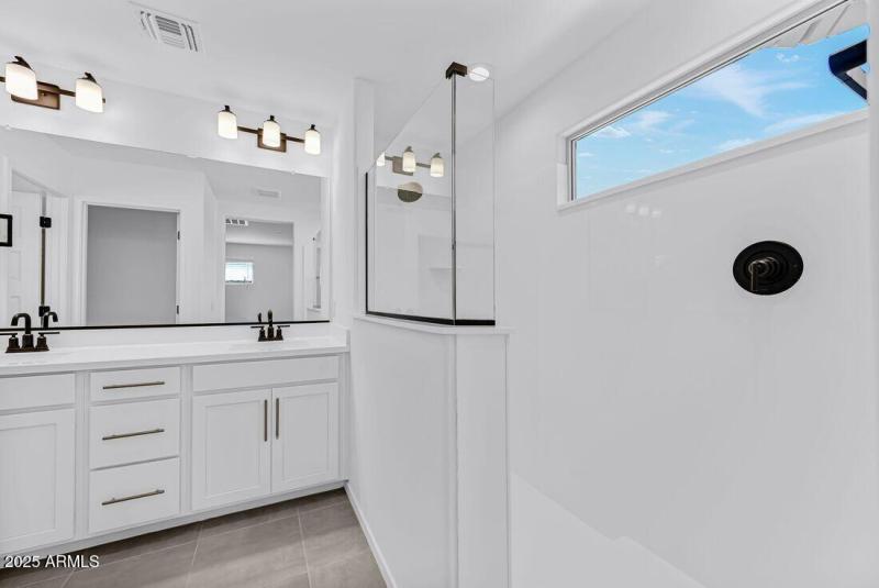 9964 W PICCADILLY Road - Ready Now!