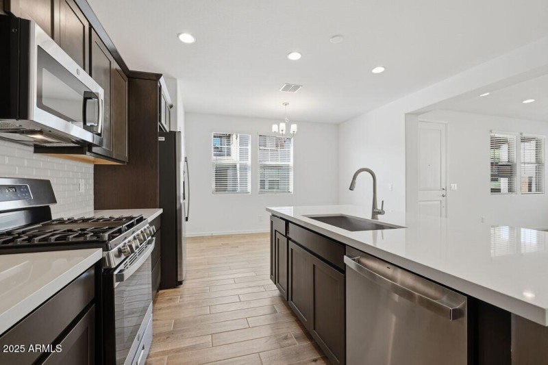 10002 W PICCADILLY Road - Ready Now!