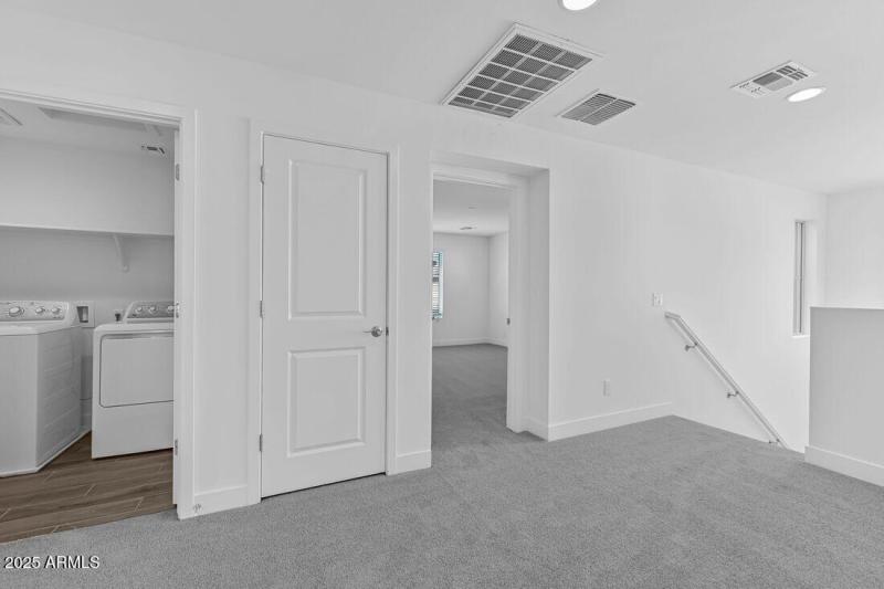 9986 W PICCADILLY Road - Ready Now!