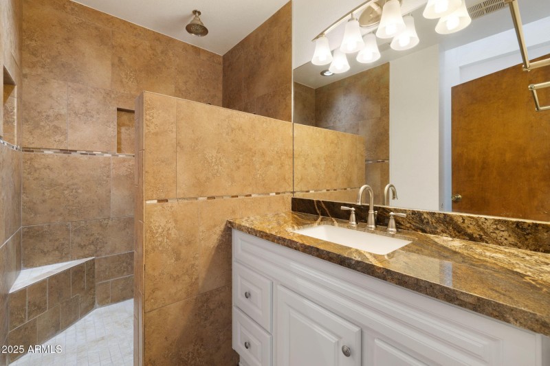 10-web-or-mls-FA9A1241