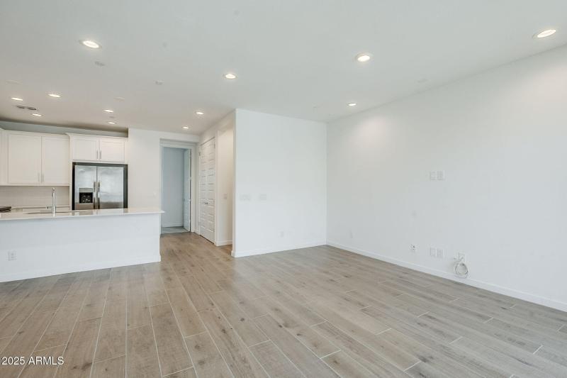 64-web-or-mls-Glacier-23