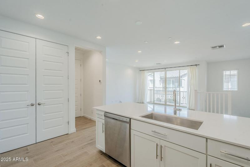 68-web-or-mls-Glacier-27