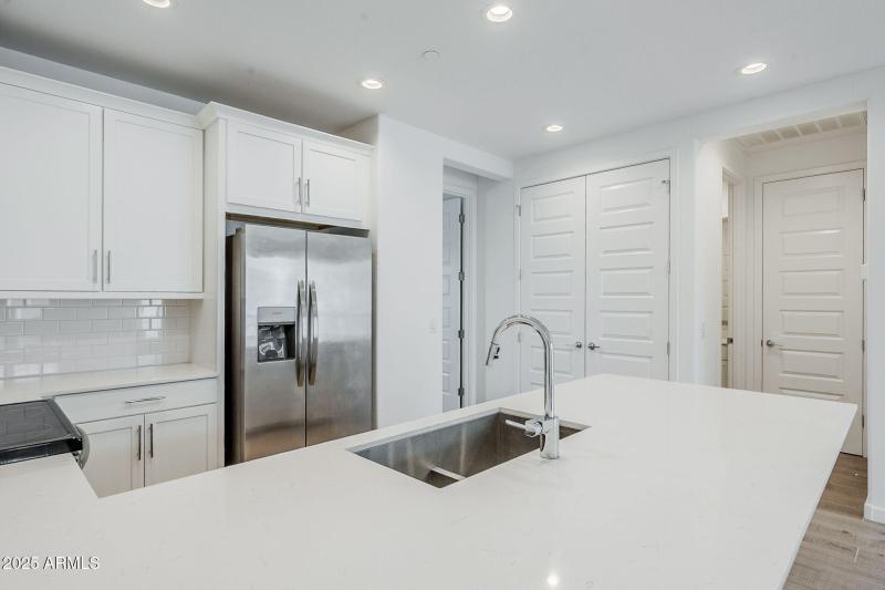 74-web-or-mls-Glacier-33