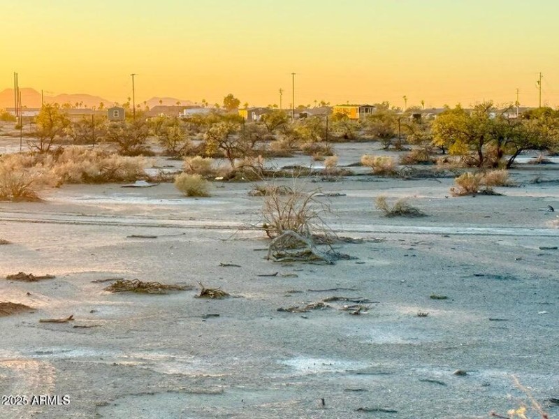 20251030063357817459000000-o