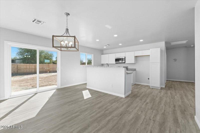 Builder has blind package