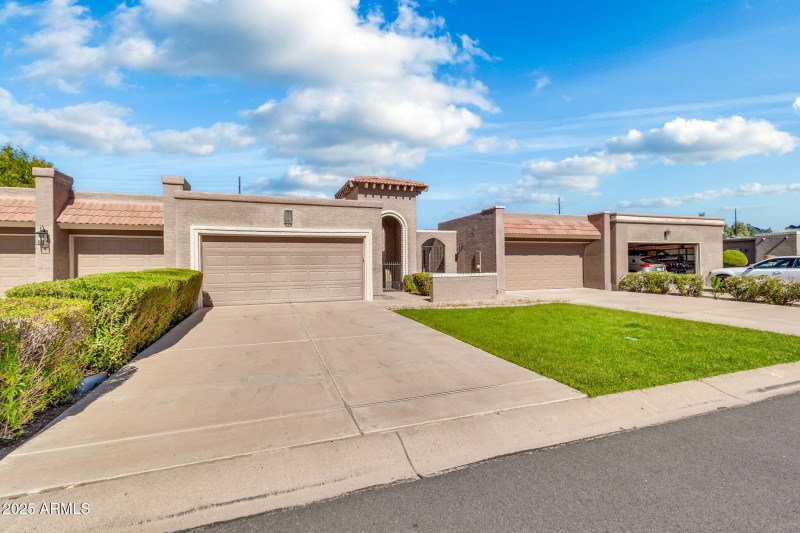 9834 E Minnesota Ave-3_(2048)