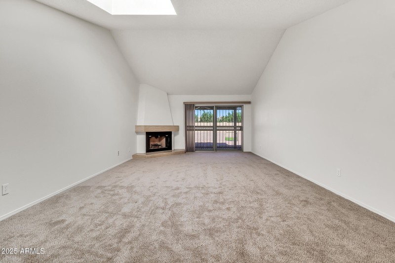 9834 E Minnesota Ave-12_(2048)