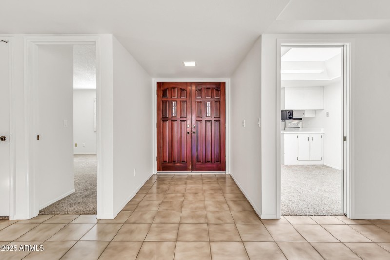 9834 E Minnesota Ave-14_(2048)