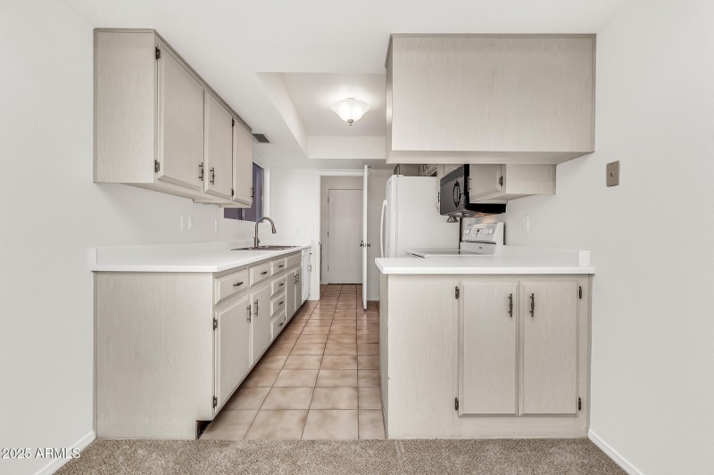 9834 E Minnesota Ave-21_(2048)