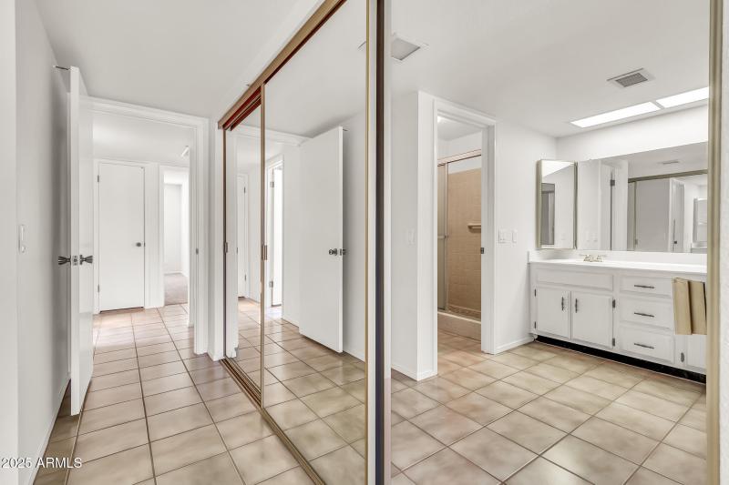 9834 E Minnesota Ave-23_(2048)