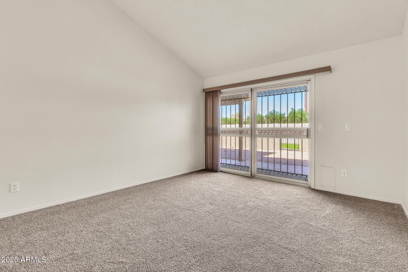 9834 E Minnesota Ave-26_(2048)