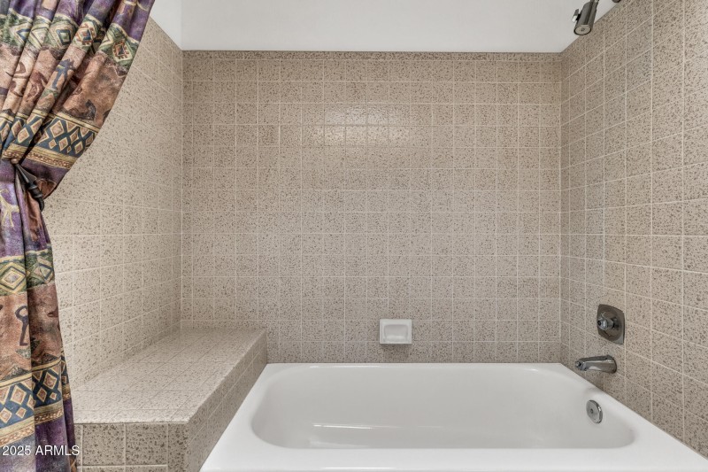 9834 E Minnesota Ave-31_(2048)