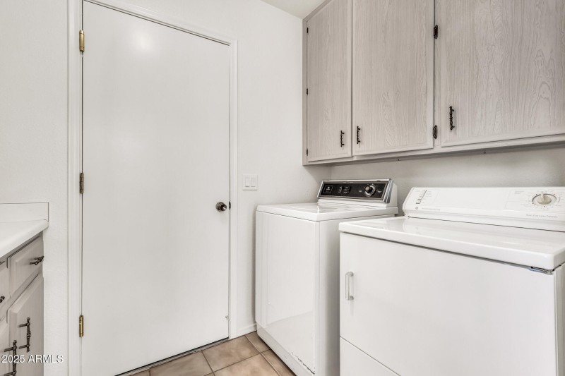 9834 E Minnesota Ave-37_(2048)