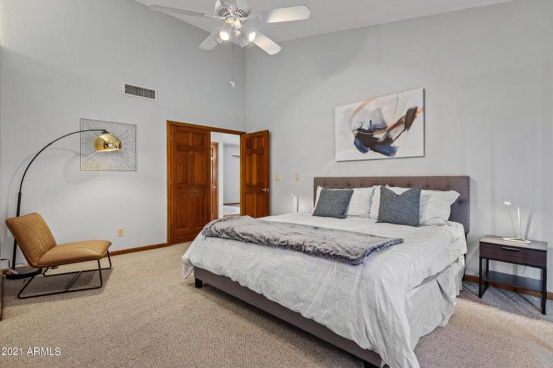 5735 E Campo Bello Dr-35