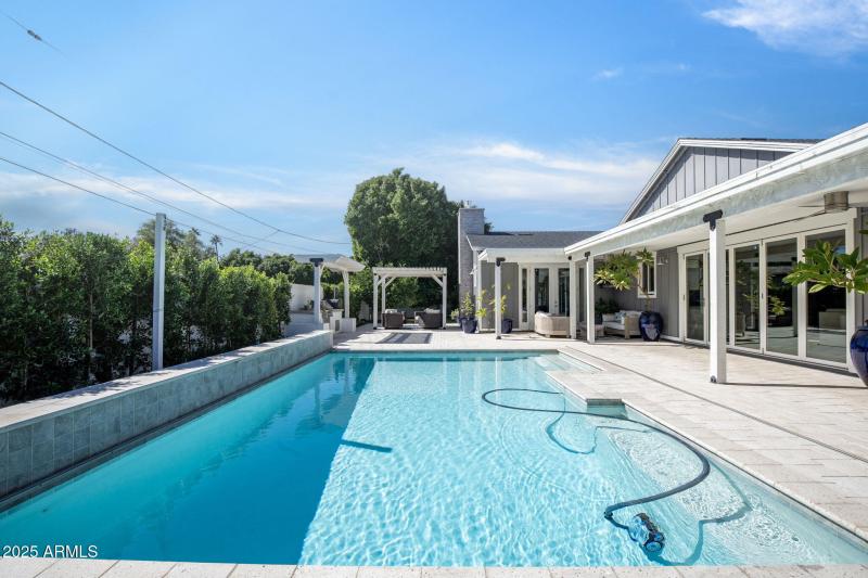 98-web-or-mls-_TMR4252