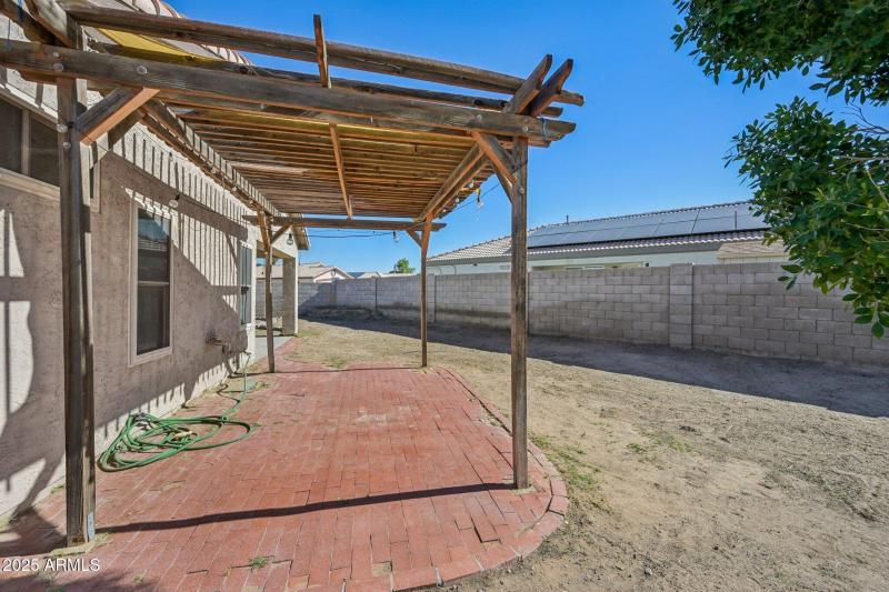 33-web-or-mls-W Magnolia St-S3010-033