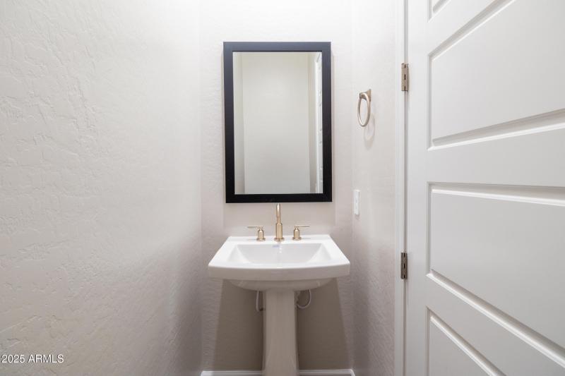 5128 Coolbrook Ave-14