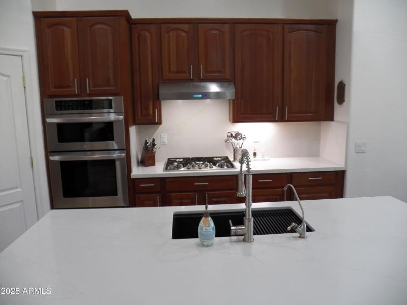 Gas Cooktop, Oven_Microwave Combo