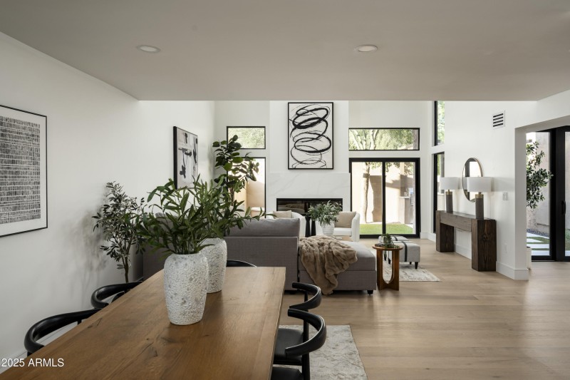 4446ECamelbackRd Unit102-4