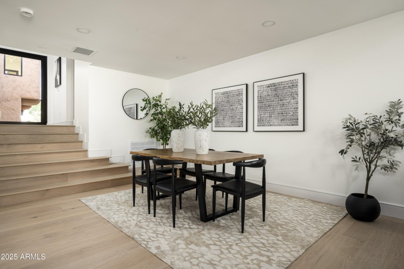 4446ECamelbackRd Unit102-18