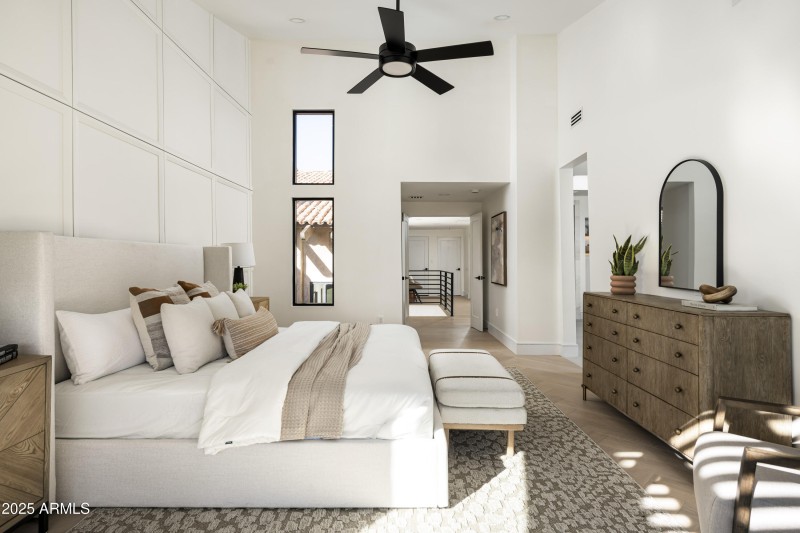 4446ECamelbackRd Unit102-22