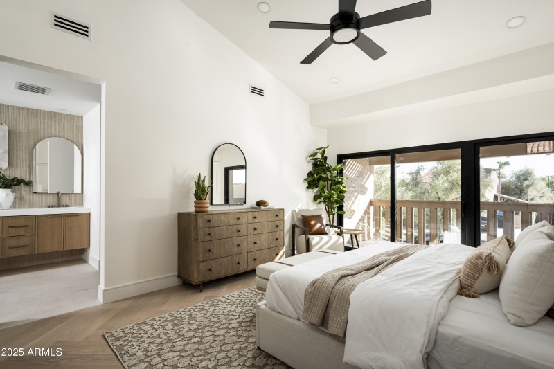 4446ECamelbackRd Unit102-23