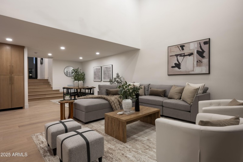 4446ECamelbackRd Unit102-39