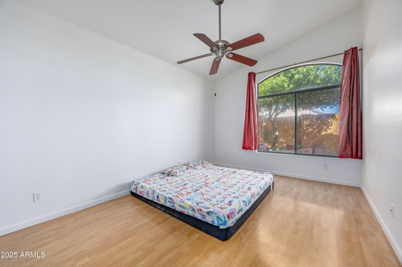 3408 E Rockwood Dr-14