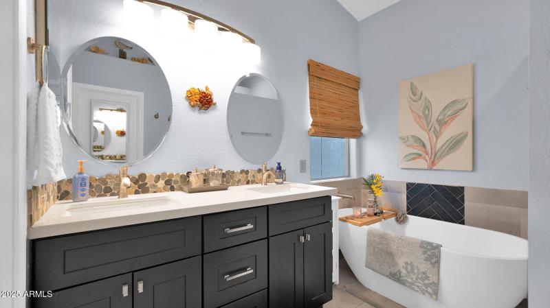 50-web-or-mls-P1188733