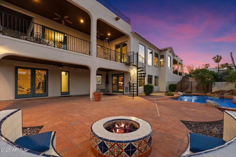 Incredible Backyard Retreat