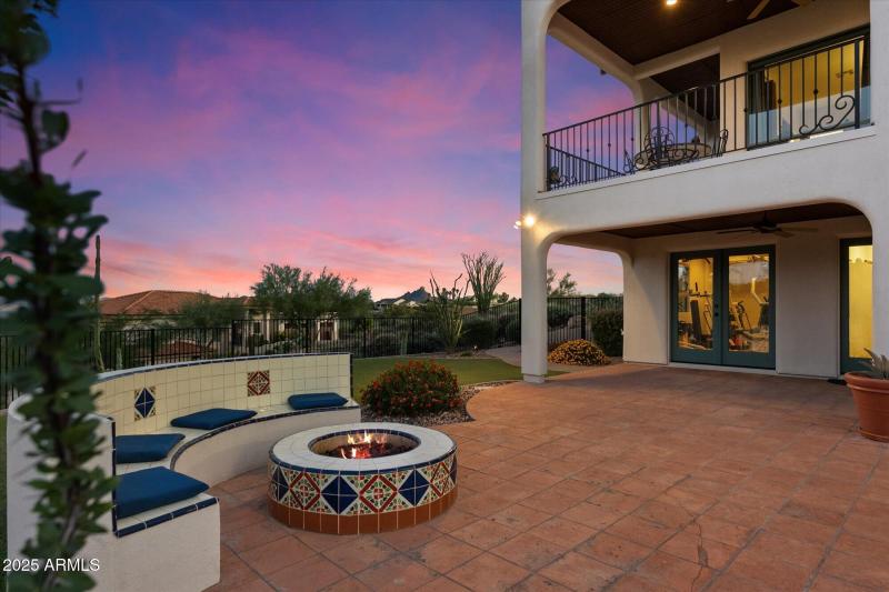 Lounge Around the Firepit