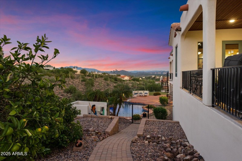 City Light & Mountain Views All Around