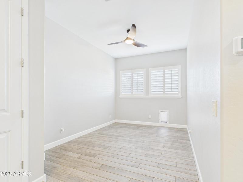 CAM03379G0-PR0160-STILL004