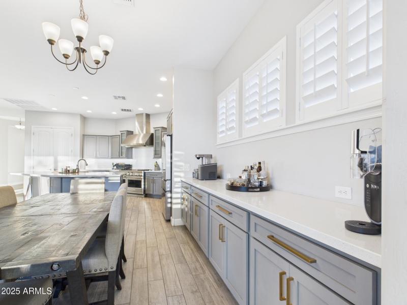 CAM03379G0-PR0160-STILL024