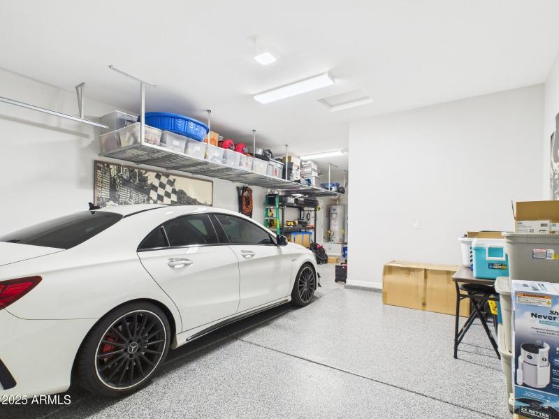 CAM03379G0-PR0160-STILL033