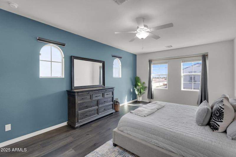 015_22-web-or-mls-aster-18_279