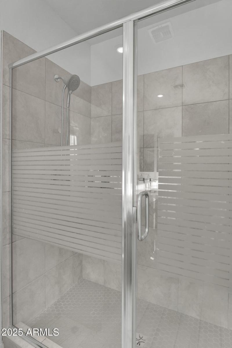 018_19-web-or-mls-aster-21_613