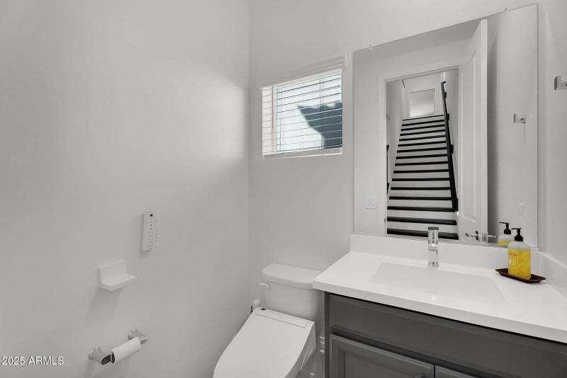 026_28-web-or-mls-aster-13_815