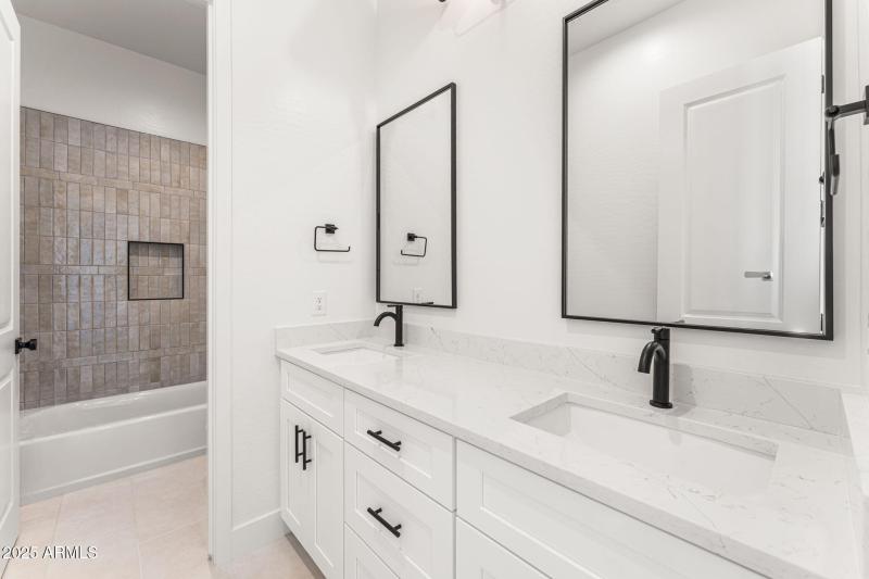 8-web-or-mls-DSC06604