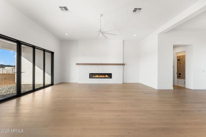 18-web-or-mls-DSC06655