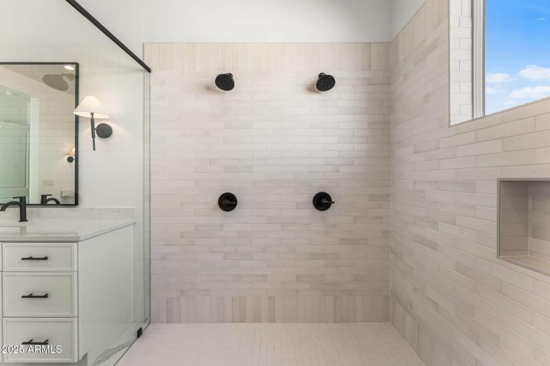 21-web-or-mls-DSC07008