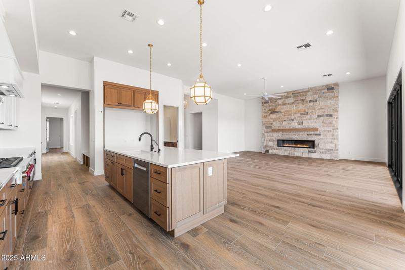 19-web-or-mls-DSC07281