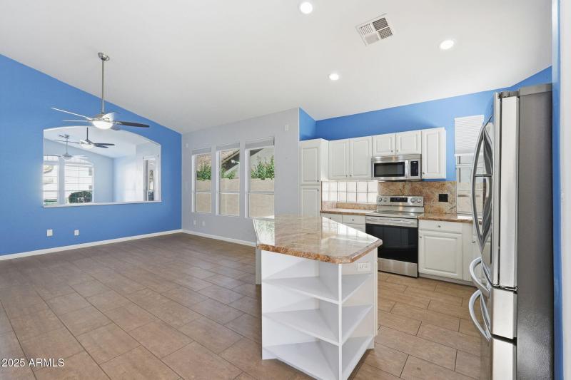 37-web-or-mls-ListerPros_037