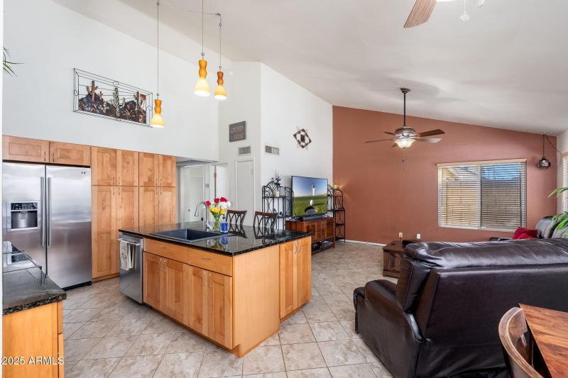 5545 W Joan de Arc Ave - 09