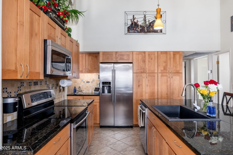 5545 W Joan de Arc Ave - 18