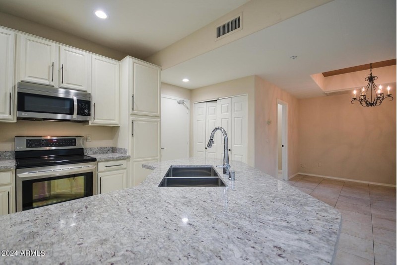 Screen Shot 2024-08-18 at 10.48.23 PM