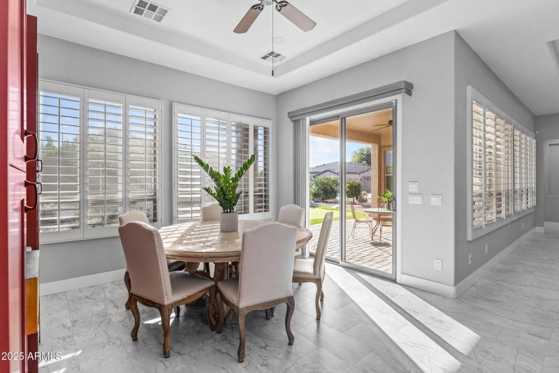 4615 E Sourwood Dr-26